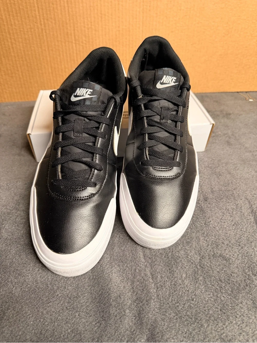 Nike Court Shot Men’s Sneakers Black White Leather Size 12